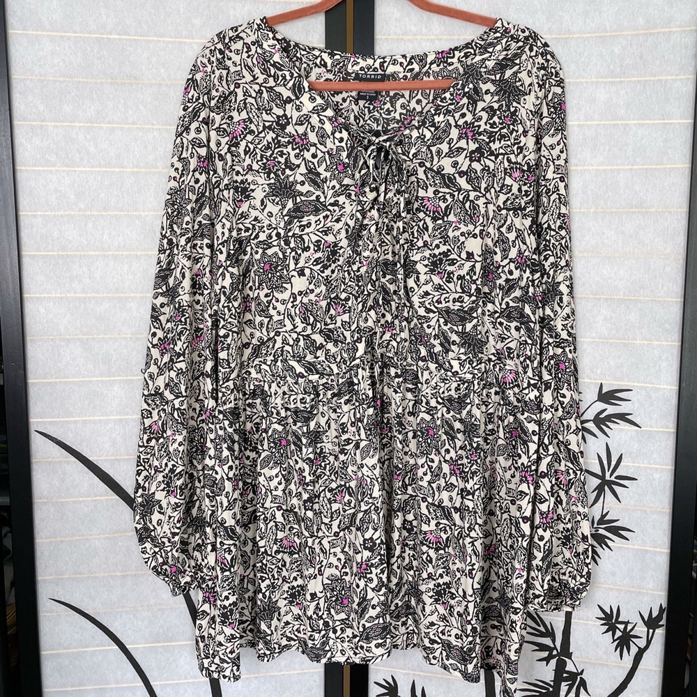 Torrid Babydoll Top Sz 3 Floral Long Sleeve